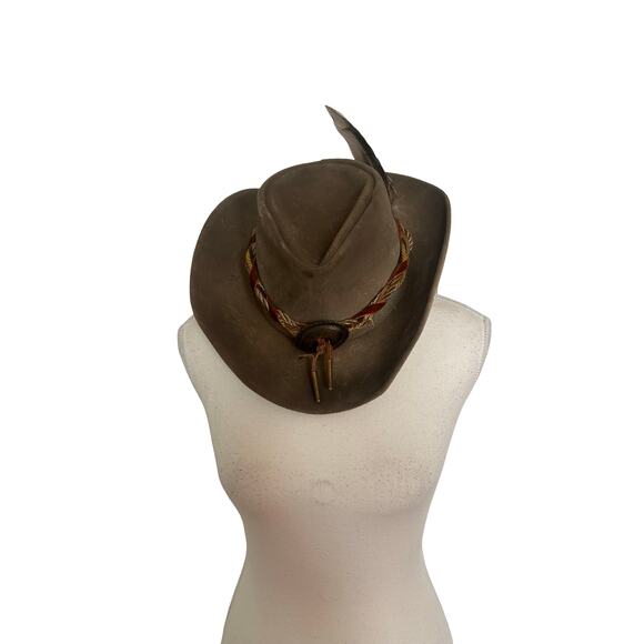 Minnetonka Genuine Leather Western Hat w/ Concho & Dreamcatcher Band